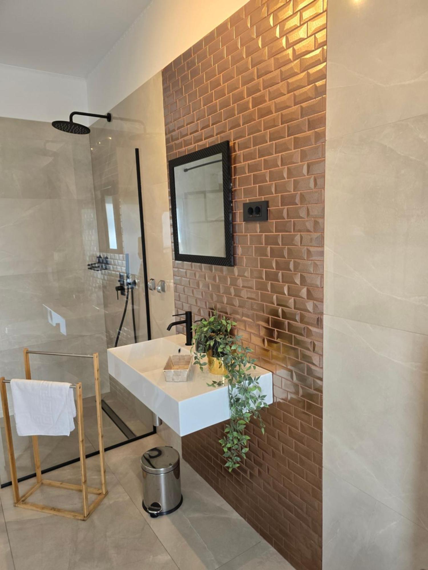 Villa Adriatic, Apartment Rebecca With Heated Swimming Pool, Sew View, Childrens Playground อิตชิชี ภายนอก รูปภาพ